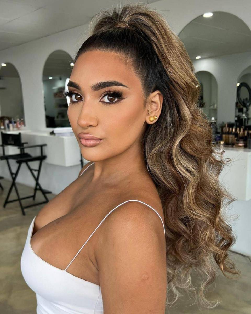 Foiled blend of Ash & Blonde | Bronze Bliss Clip In Hair Extensions | Kiki Hair Extensions