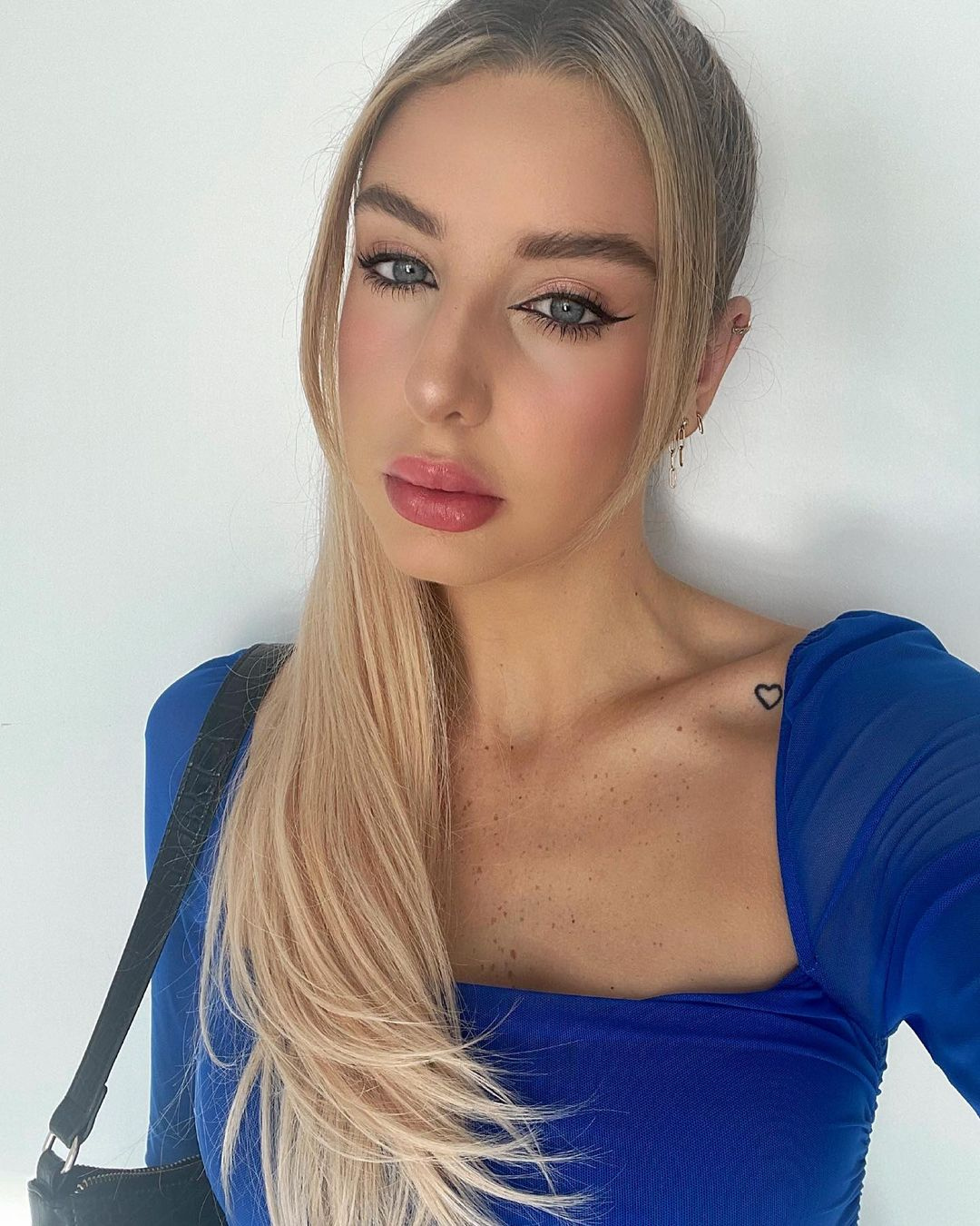 Creme Brûlée Ponytail Hair Extensions - Kiki Hair Extensions