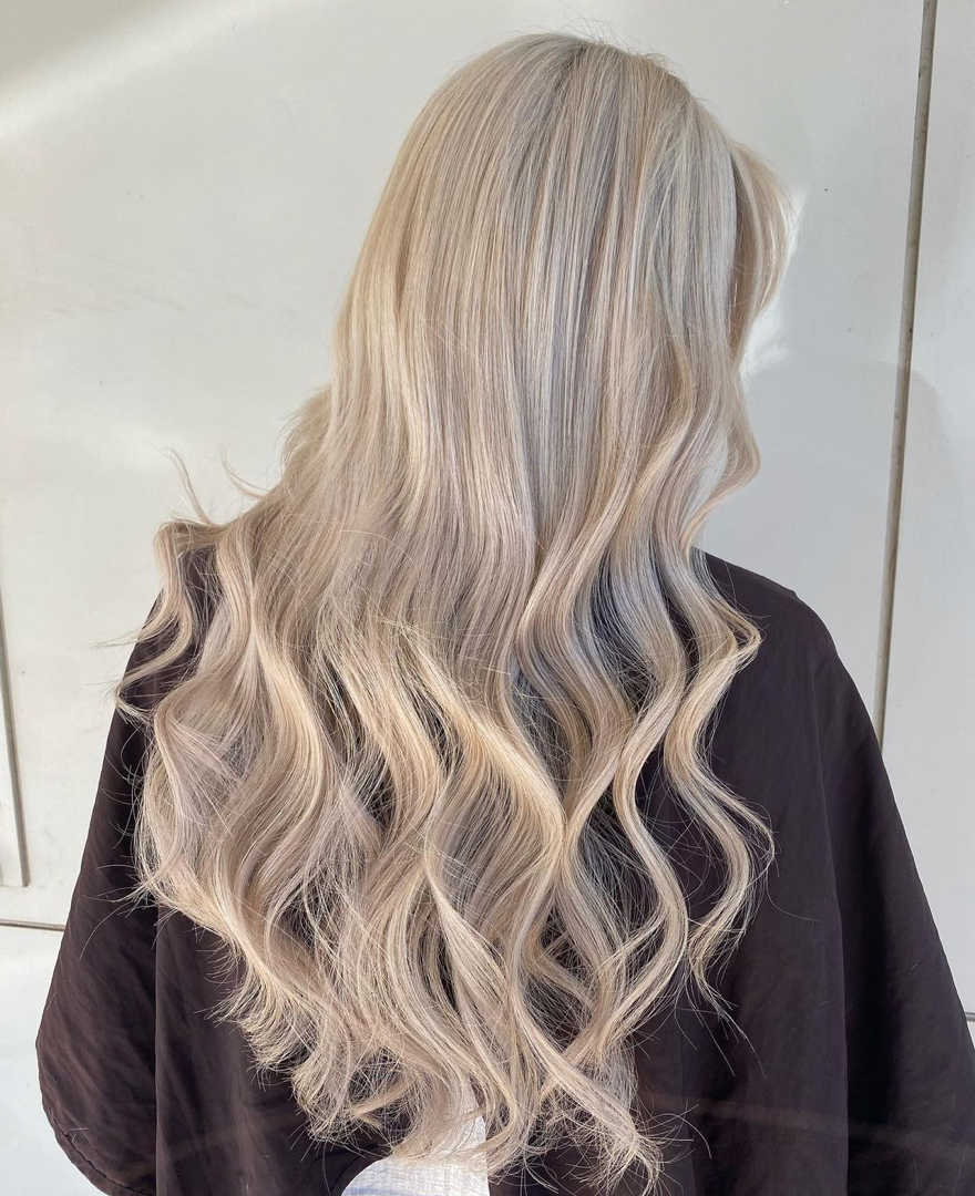 Creme Brûlée Tape Extensions - Kiki Hair Extensions